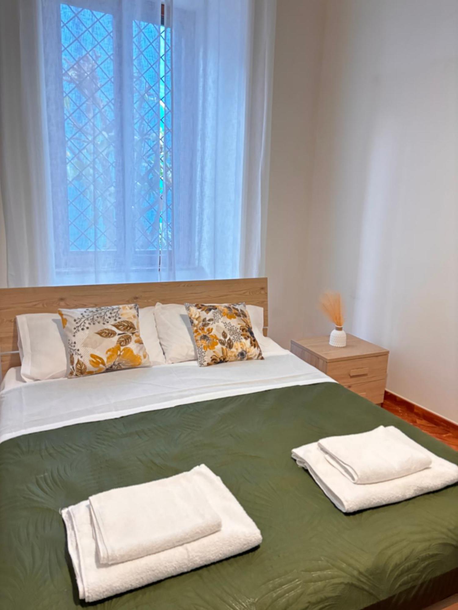 La Tela Di Elena Hotel Napels Buitenkant foto