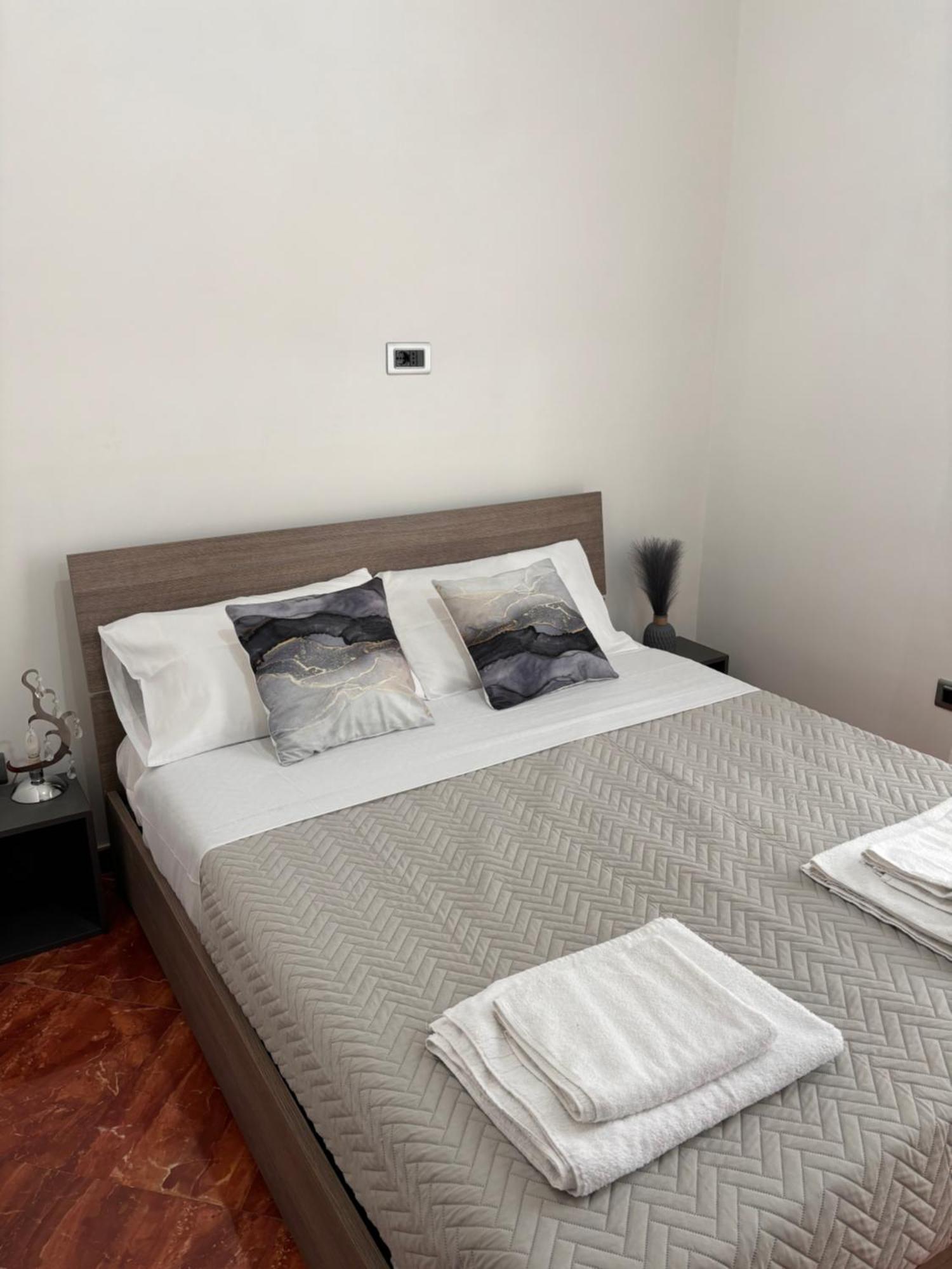 La Tela Di Elena Hotel Napels Buitenkant foto